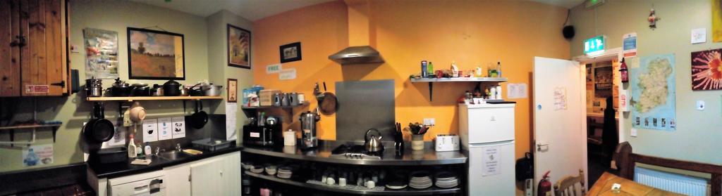 Macgabhainns Backpackers Hostel Kilkenny Bagian luar foto
