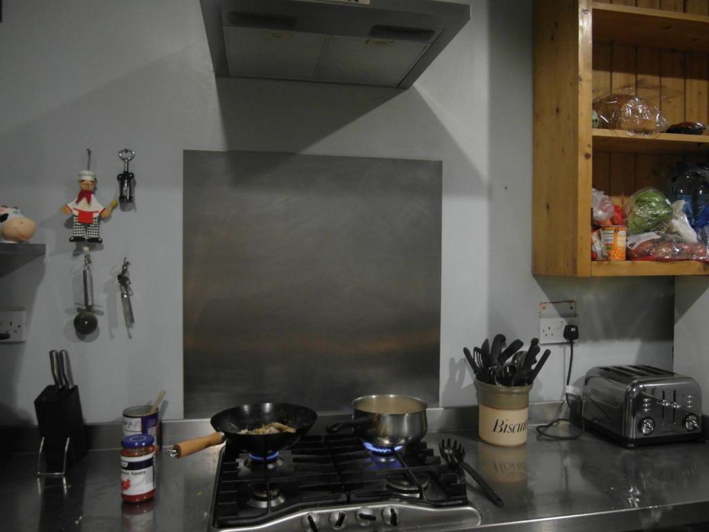 Macgabhainns Backpackers Hostel Kilkenny Bagian luar foto