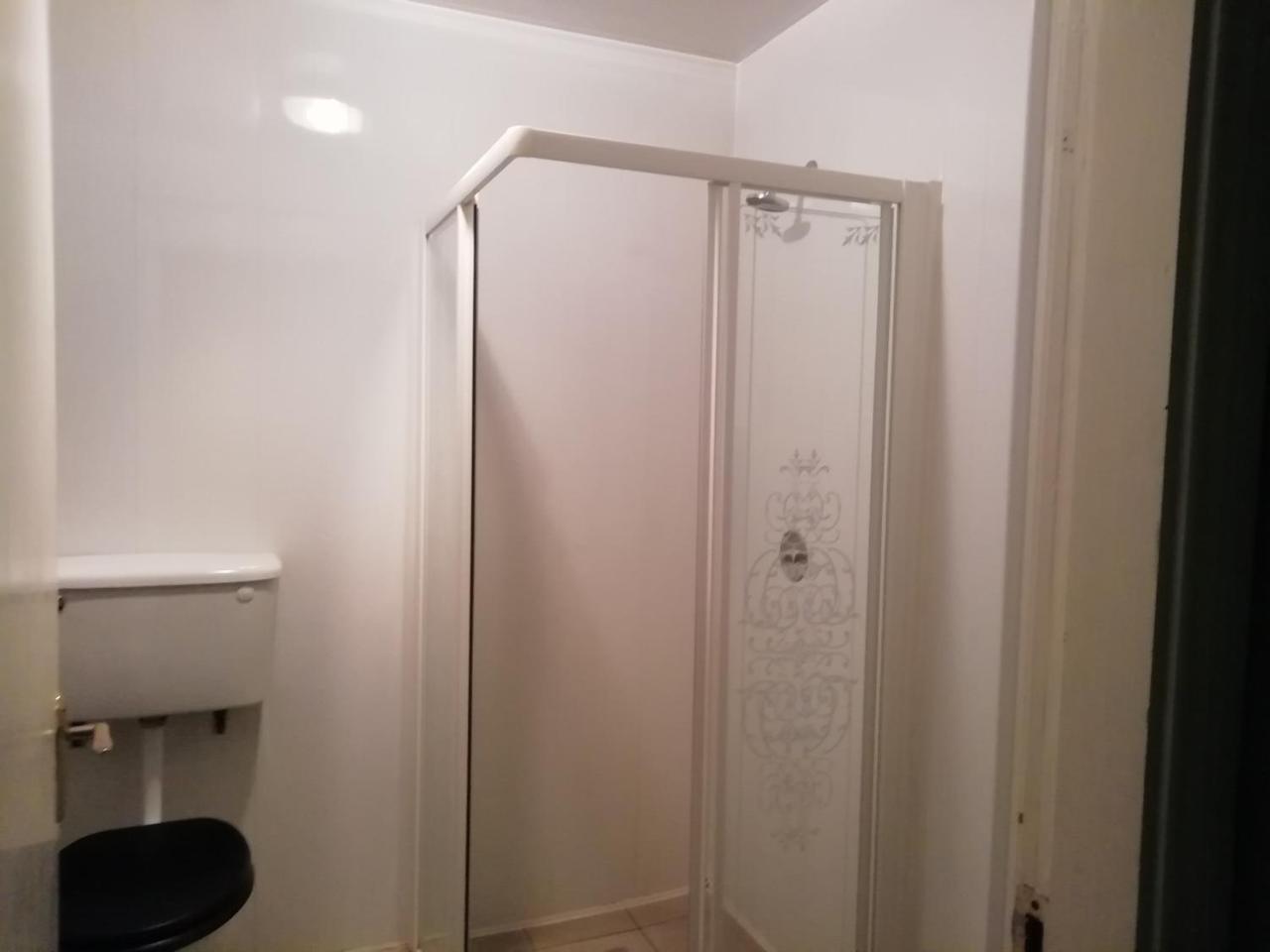Macgabhainns Backpackers Hostel Kilkenny Bagian luar foto
